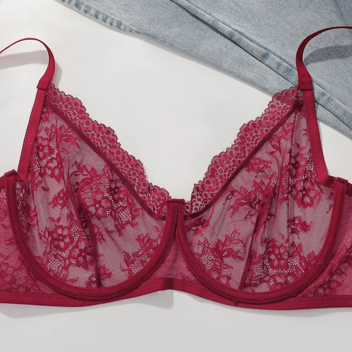 Sujetador de encaje rojo trans - Embroidery Red reseña y precio