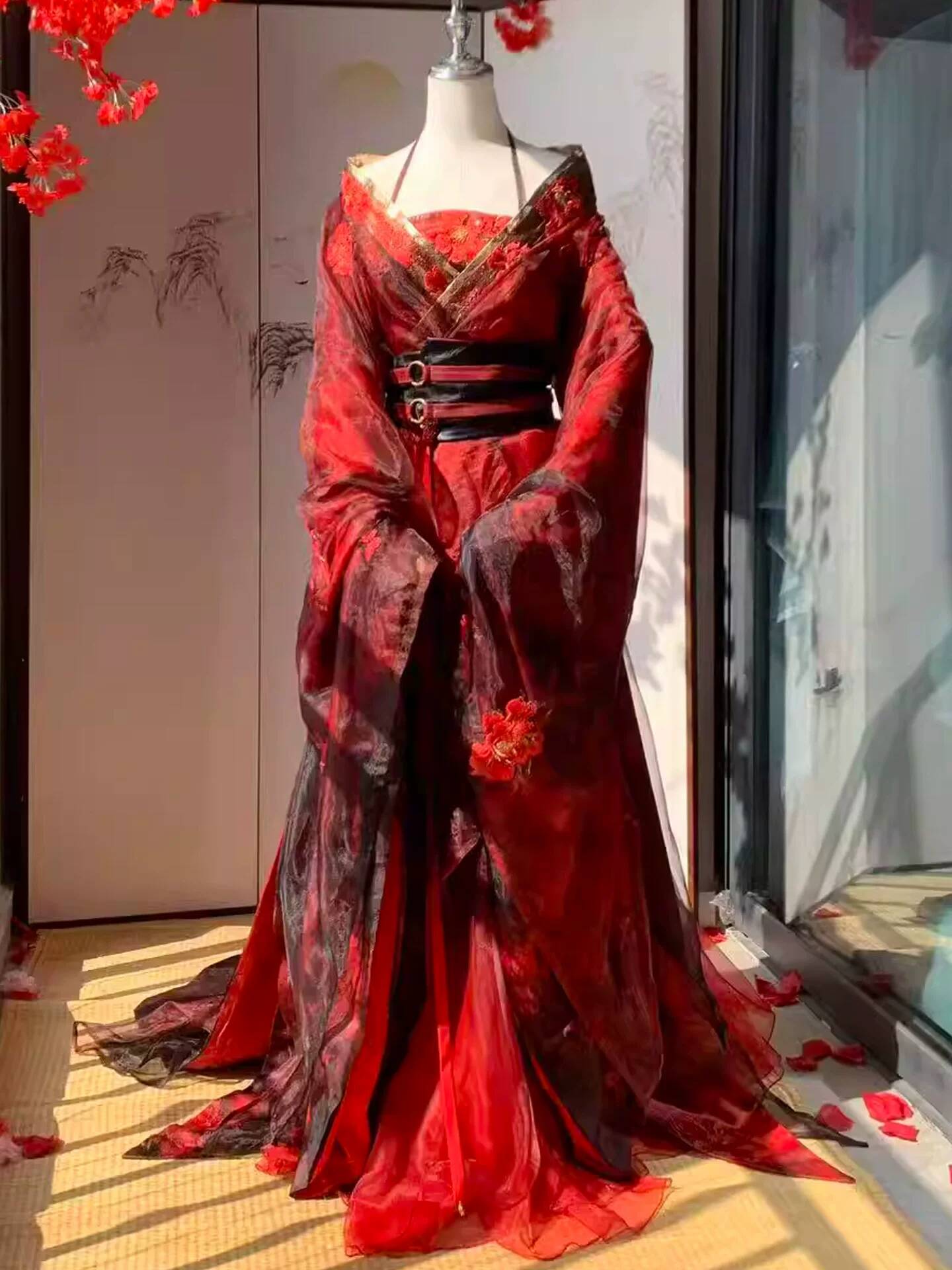 Nuevo Hanfu Rojo Datura para M - Embroidery Red reseña y precio