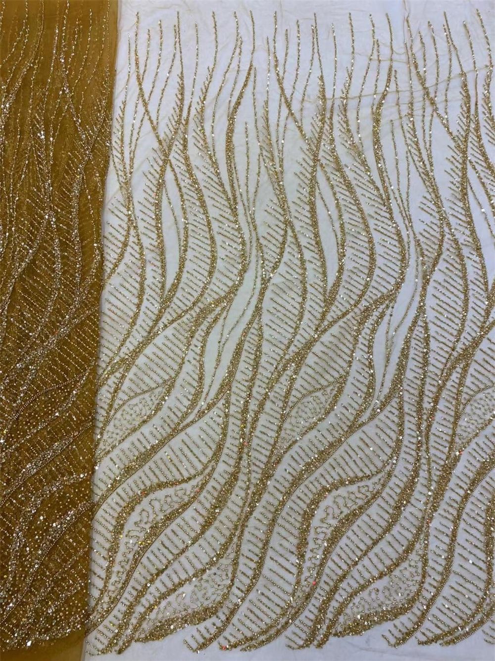 Tela de encaje con cuentas de  - Embroidery Gradient reseña y precio