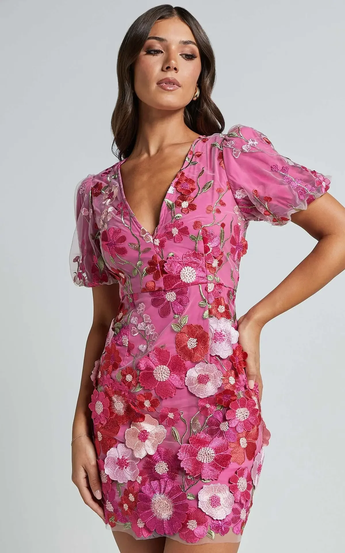 Vestido Sexy bordado con cuell - Embroidery Zara reseña y precio