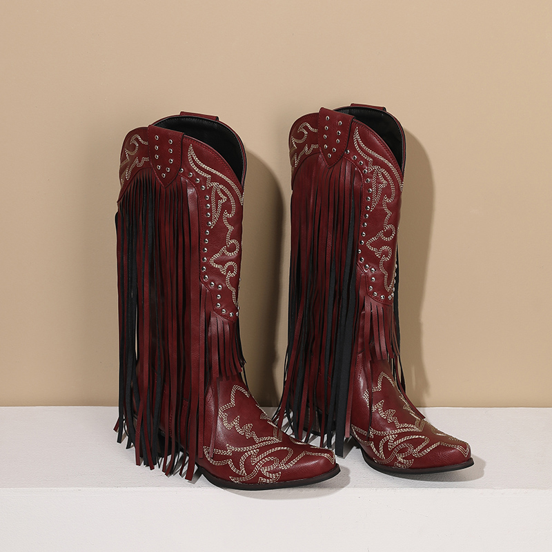 Botas de media pantorrilla de  - Embroidery Red reseña y precio