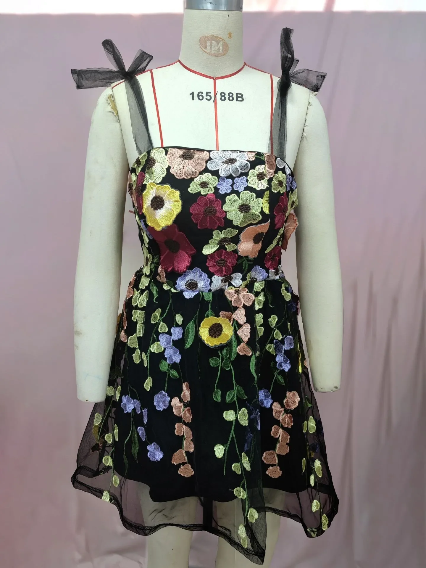 Vestido de mujer Vestido sexy  - Embroidery Zara reseña y precio