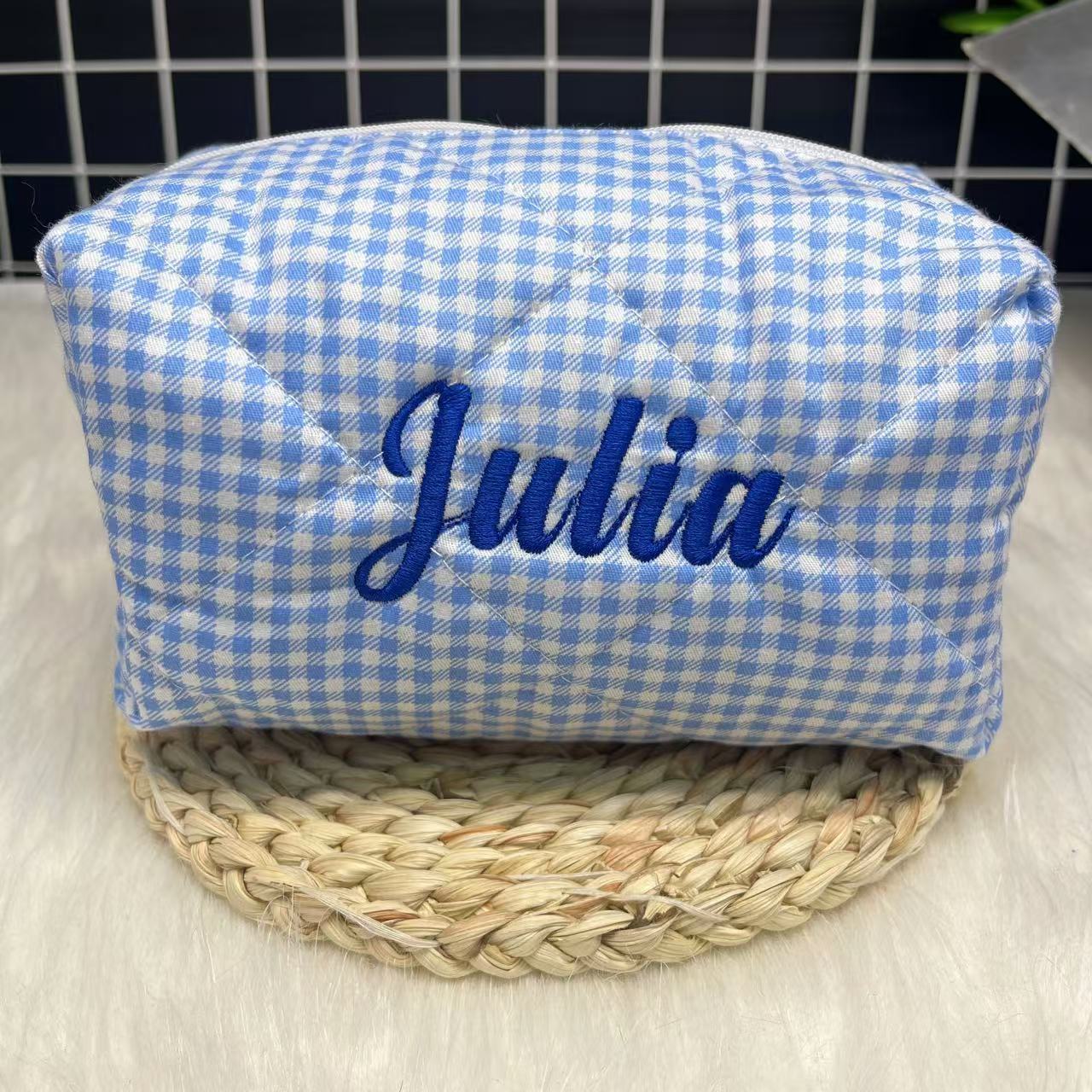 Bolsa de cosméticos a rayas de - Embroidery Names reseña y precio